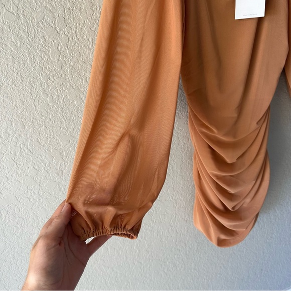 FOREVER 21 medium camel dress. Long sleeve with cut out front. Light weight - Picture 3 of 5